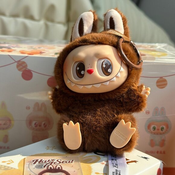 AUTHENTIC ZIZI HAVE A SEAT LABUBU NEW IN PACKAGE - Picture 6 of 6